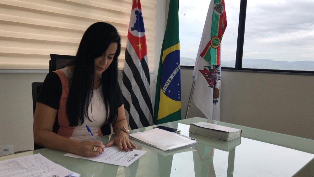 Lili Aymar é prefeita em Araçariguama — Foto: Eduardo Rodrigues/TV TEM